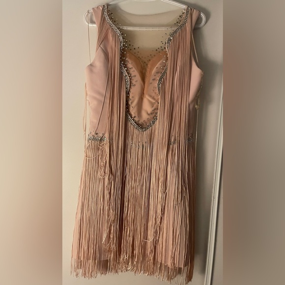 Beautiful designer JLo style dress. - Picture 6 of 8